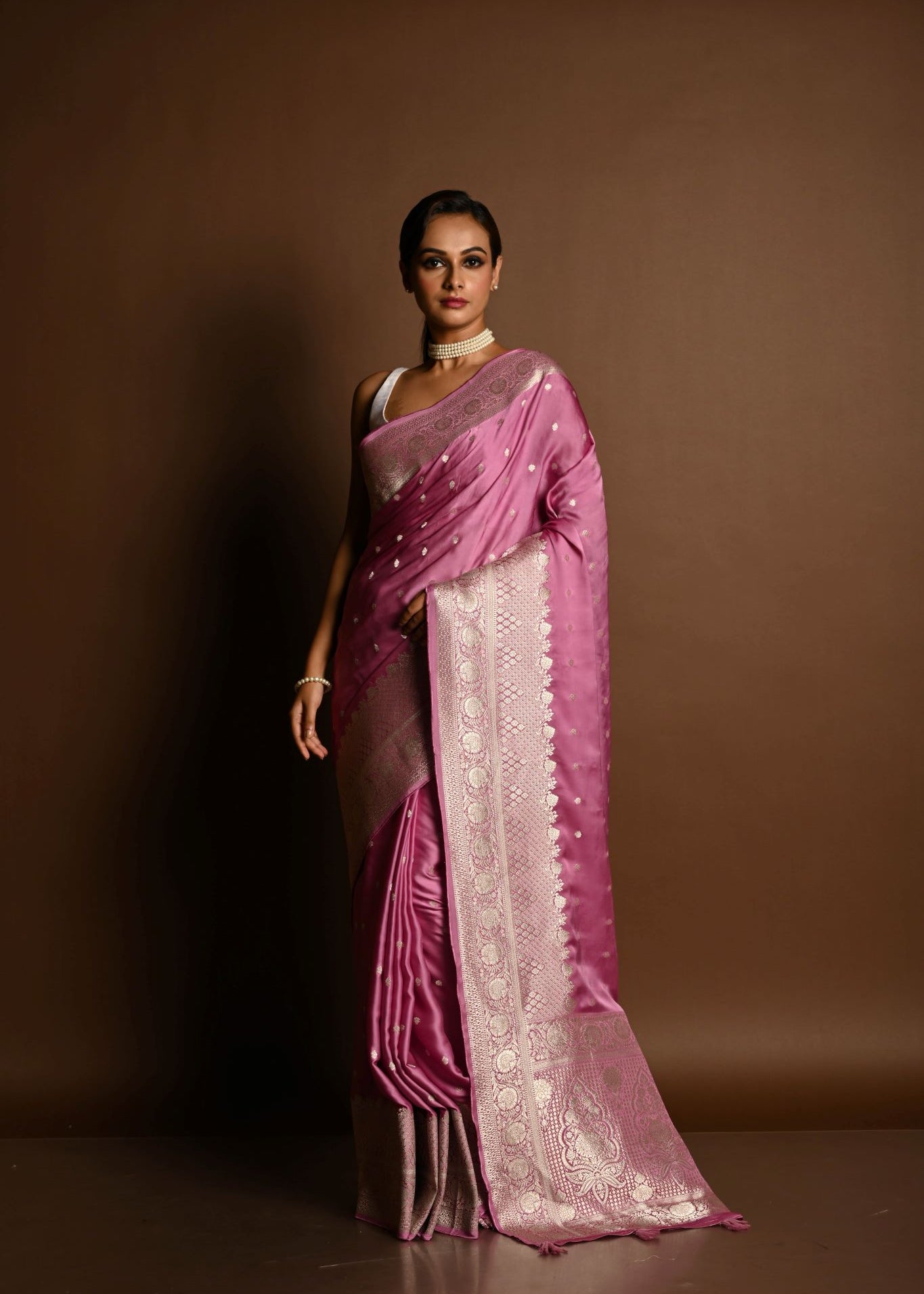 Pastel Mauve Pure Satin Silk Handloom Banarasi Saree - Anvi Couture