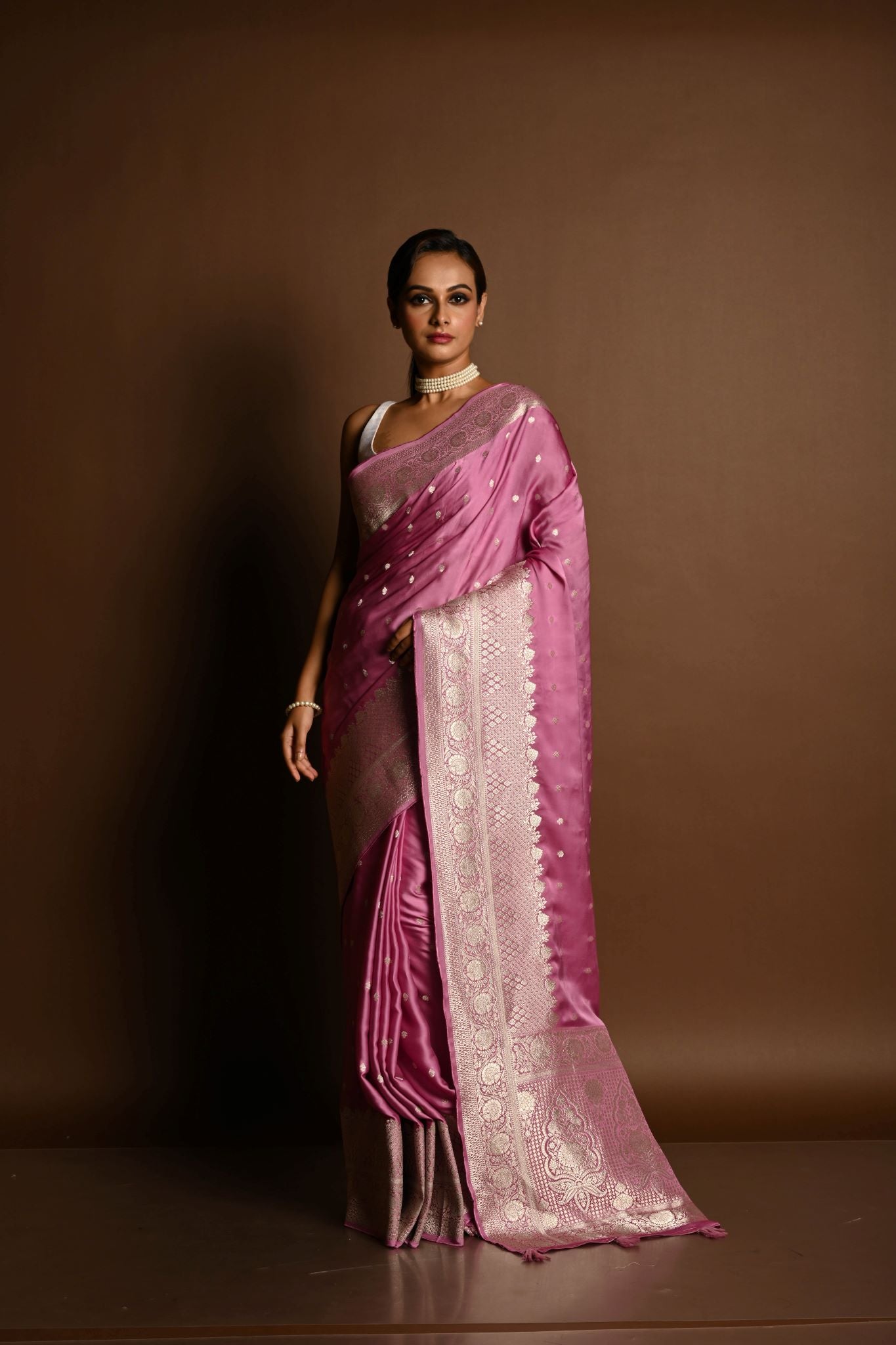 Pastel Mauve Pure Satin Silk Handloom Banarasi Saree - Anvi Couture