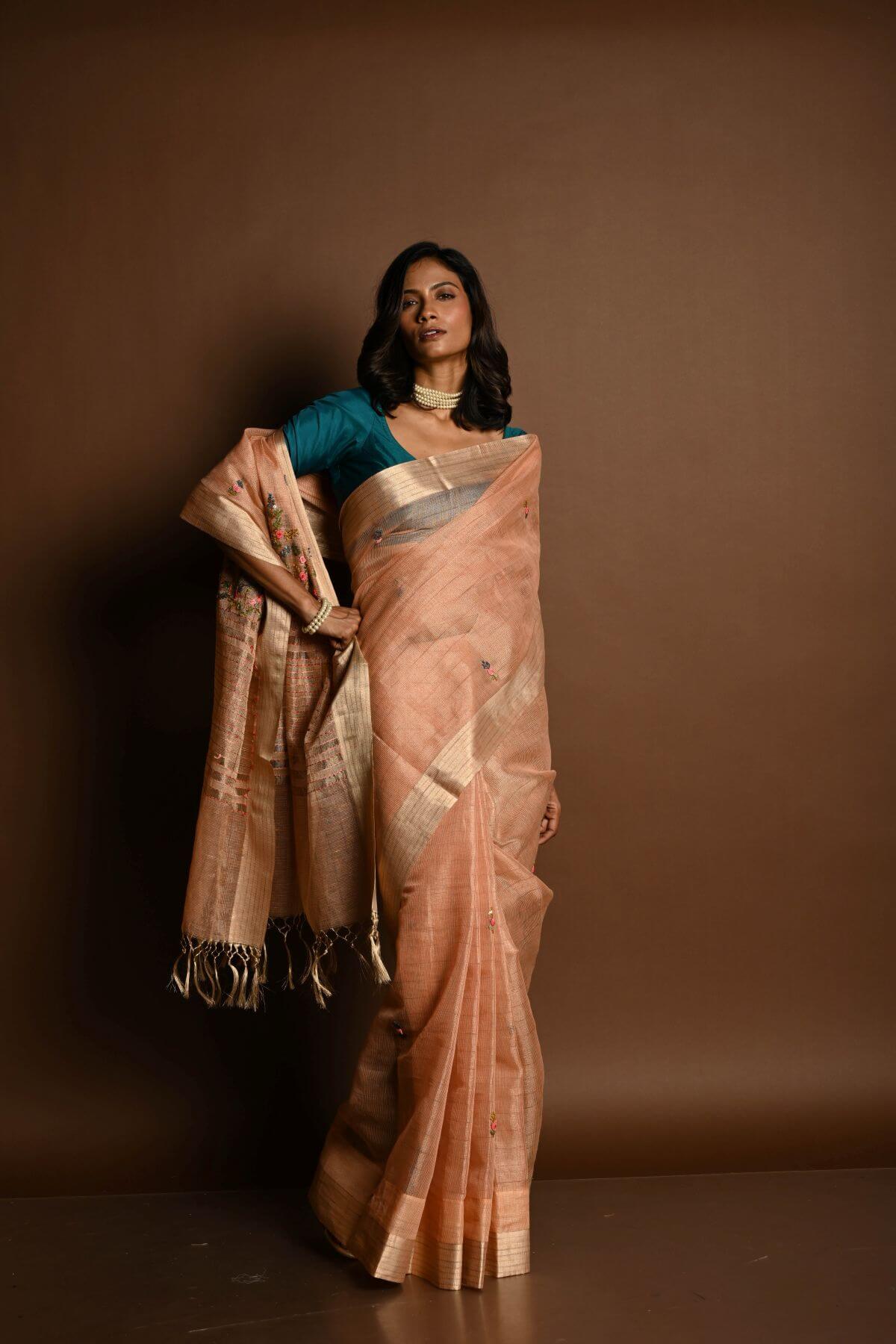 Pink Pure Linen Saree with Floral Resham Thread Embroidery Work - Anvi Couture