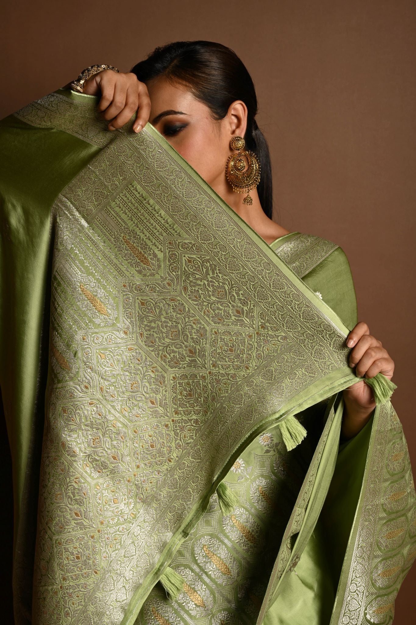 Sea Green Satin Silk Handloom Banarasi Saree - Anvi Couture