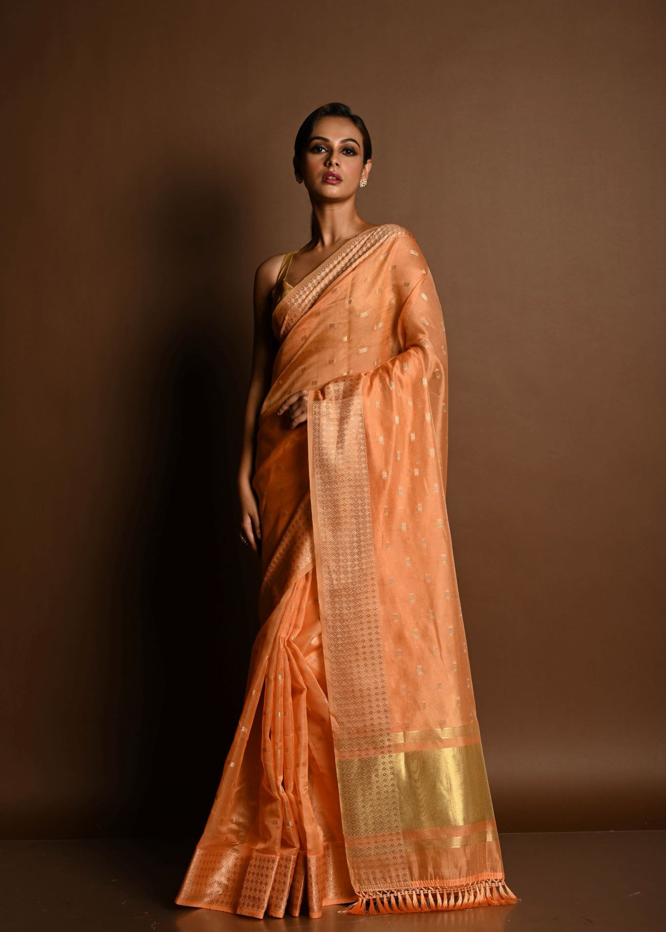 Peach Pink Chanderi Kota Silk Woven Saree With Unstitched Blouse Piece - Anvi Couture