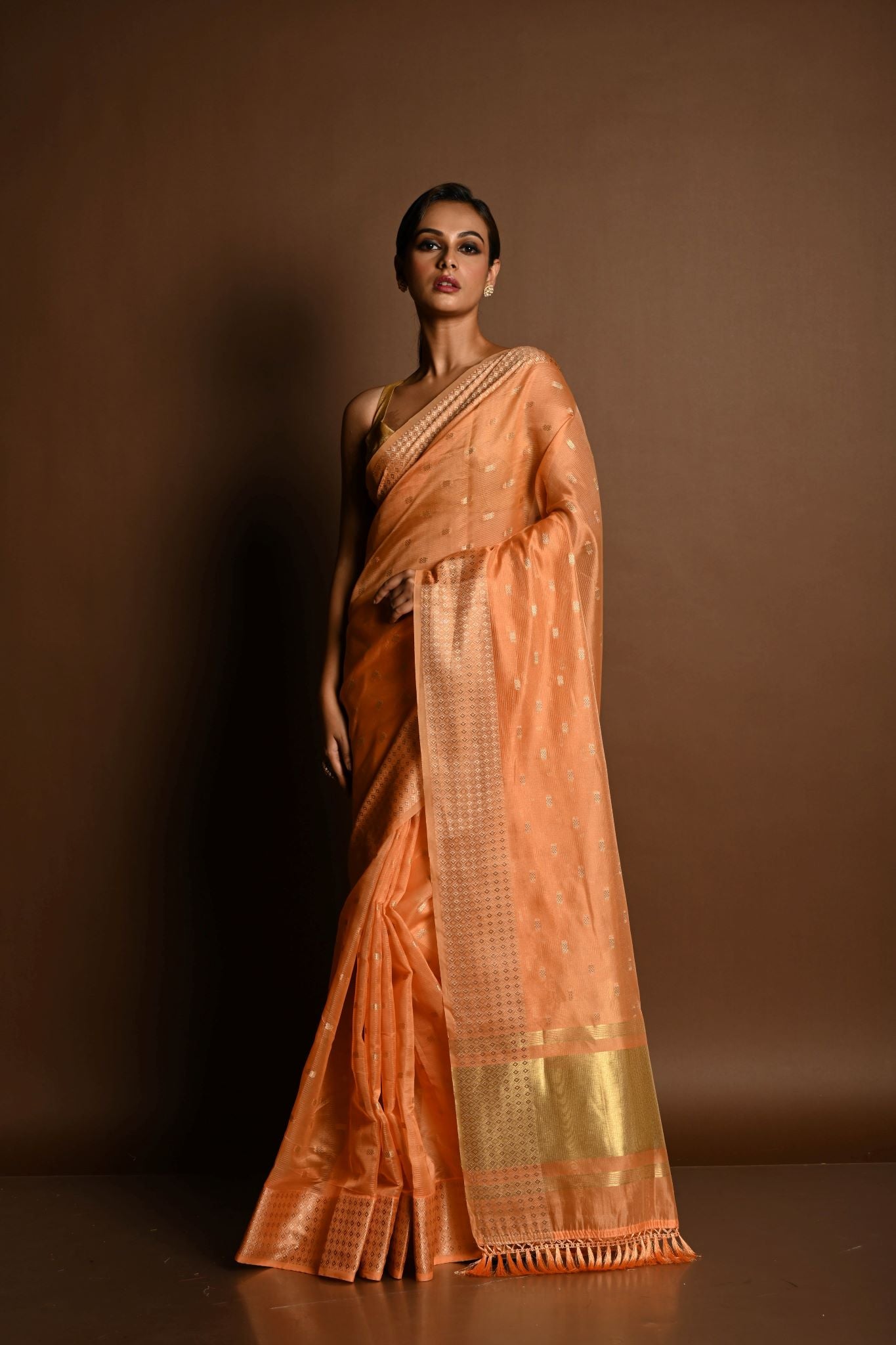 Peach Pink Chanderi Kota Silk Woven Saree With Unstitched Blouse Piece - Anvi Couture