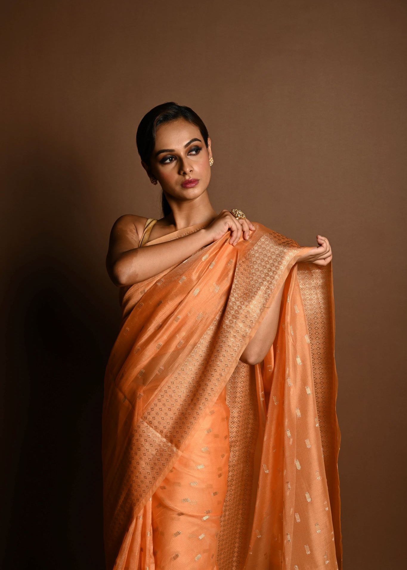 Peach Pink Chanderi Kota Silk Woven Saree With Unstitched Blouse Piece - Anvi Couture