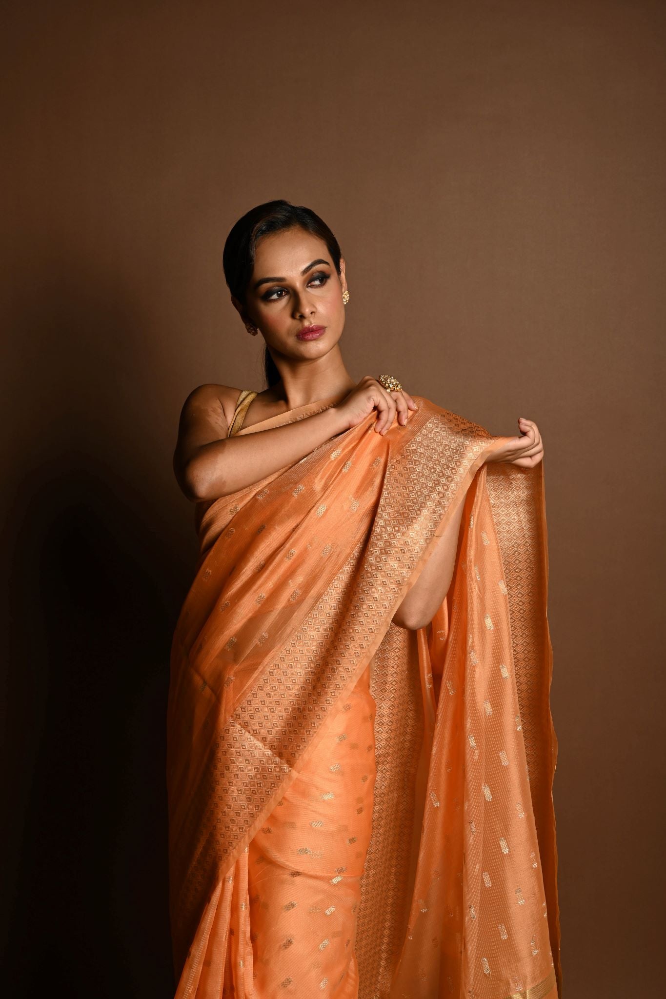 Peach Pink Chanderi Kota Silk Woven Saree With Unstitched Blouse Piece - Anvi Couture