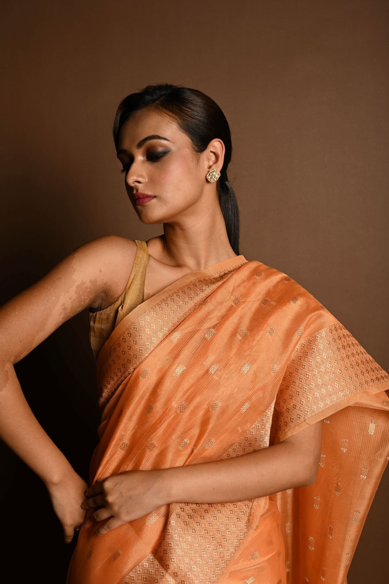 Peach Pink Chanderi Kota Silk Woven Saree With Unstitched Blouse Piece - Anvi Couture