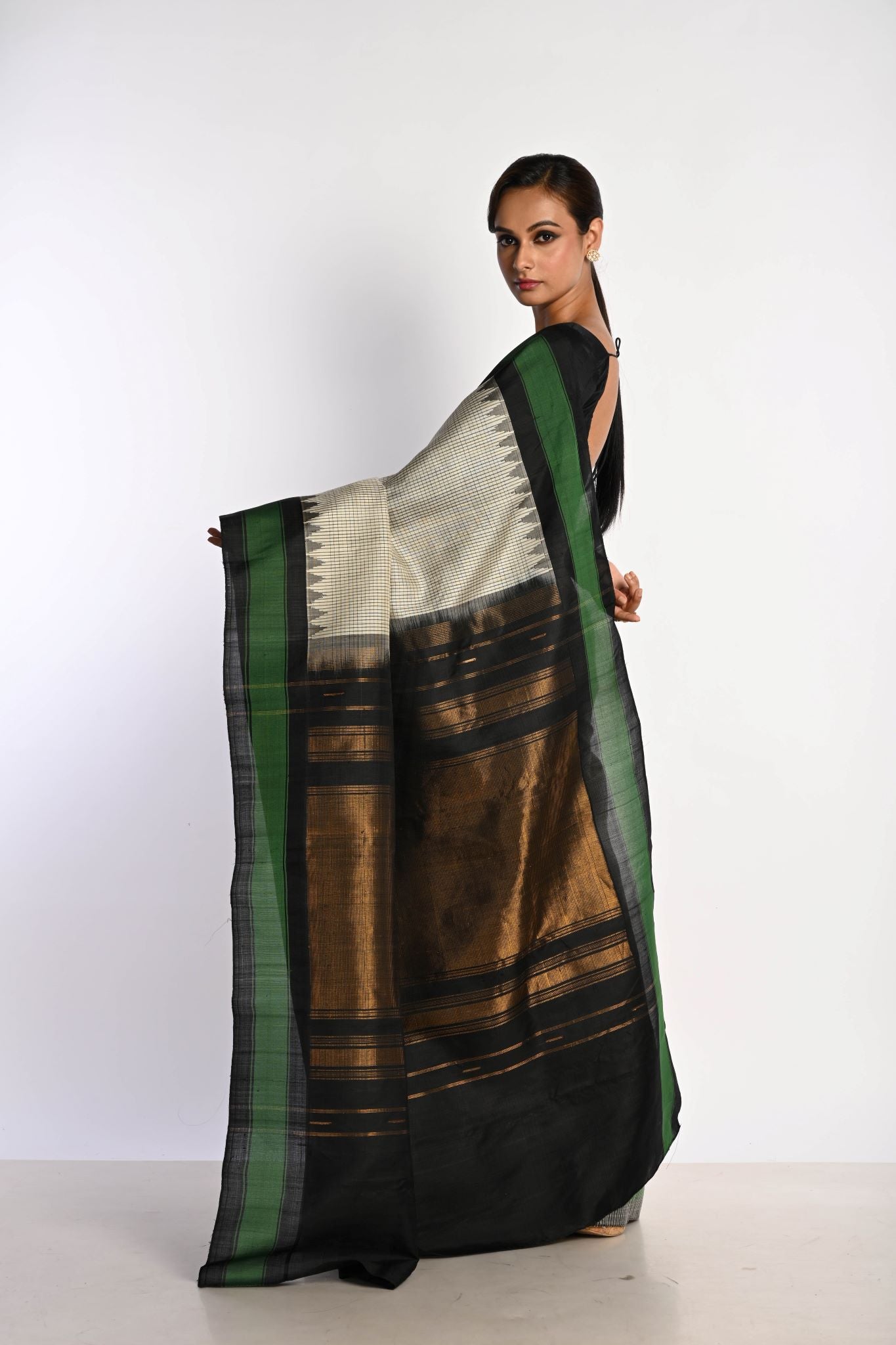 White Handloom Pure Silk Gadwal Saree with Green Border and Checks - Anvi Couture