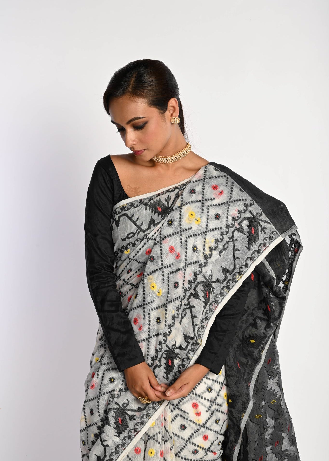 Black and White Dhakhai Jamndani 