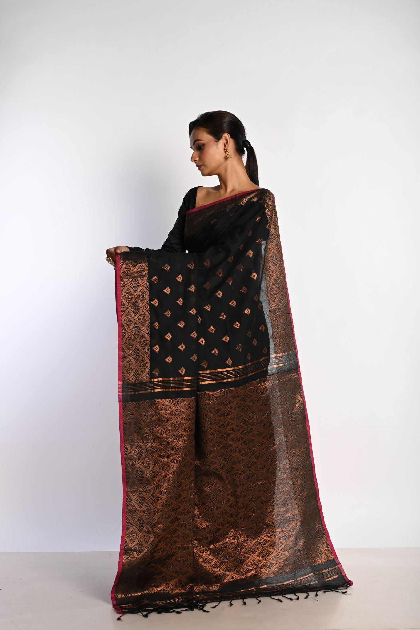 Black Jamdani With Golden Zari Thread Weaving Saree - Anvi Couture