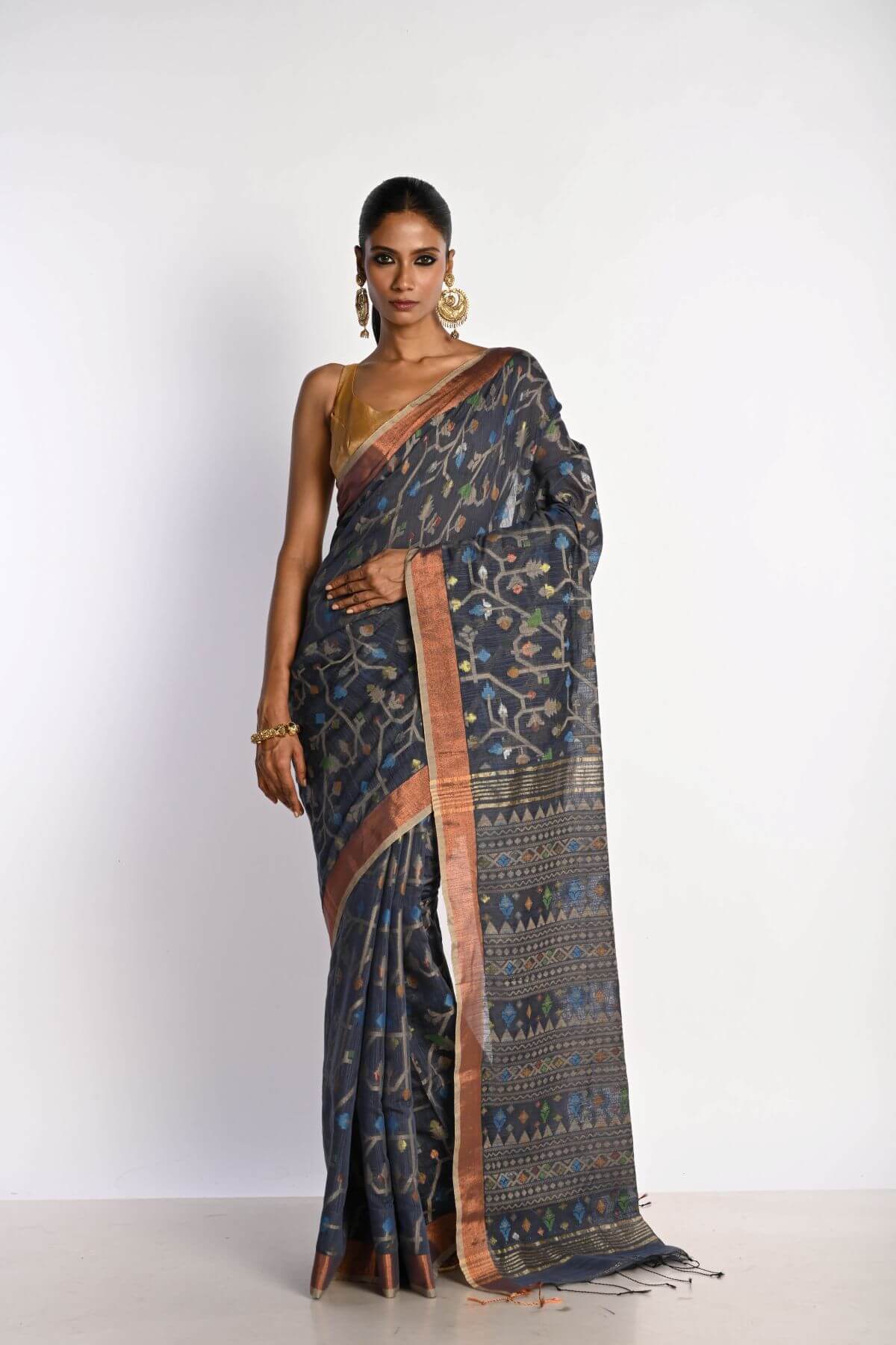 Dark Grey Tant Jamdani Saree with All Over Floral Weaving - Anvi Couture