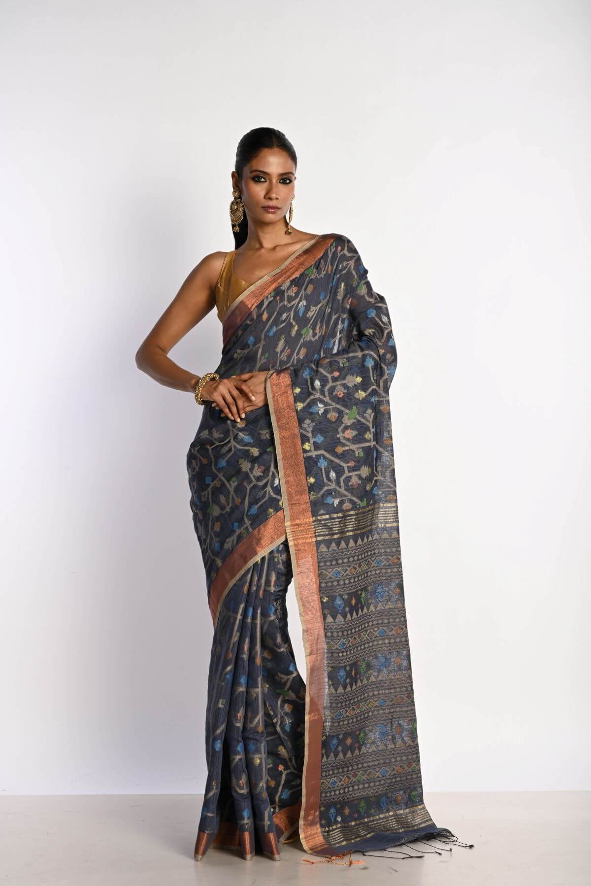 Dark Grey Tant Jamdani Saree with All Over Floral Weaving - Anvi Couture