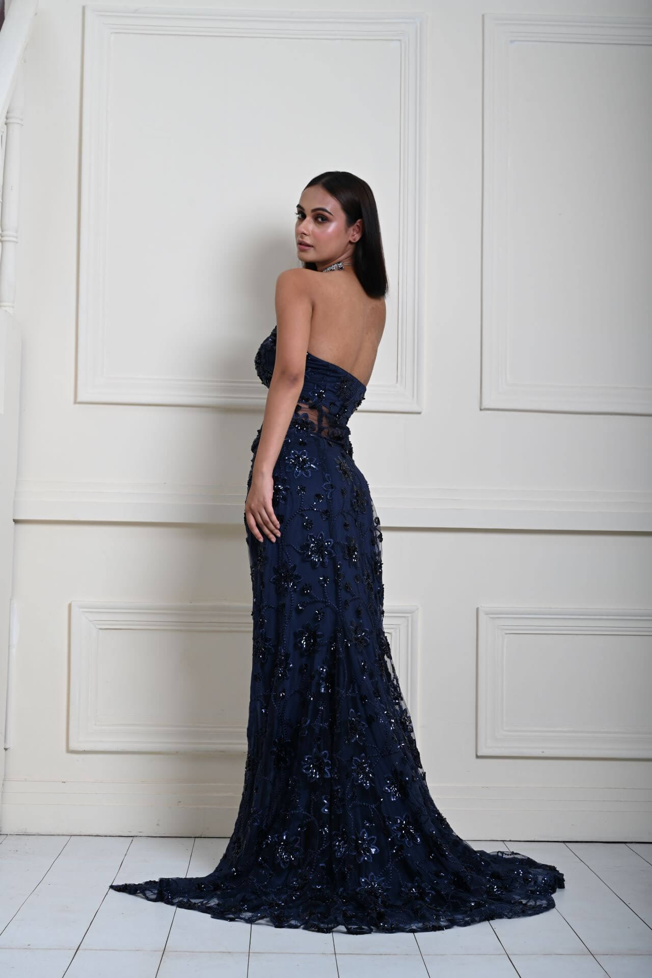 Navy Blue Corset Top & Side-Slit Skirt Set with Sequin Work XL Navy Blue Corset Top & Side-Slit Skirt Set with Sequin Work XL