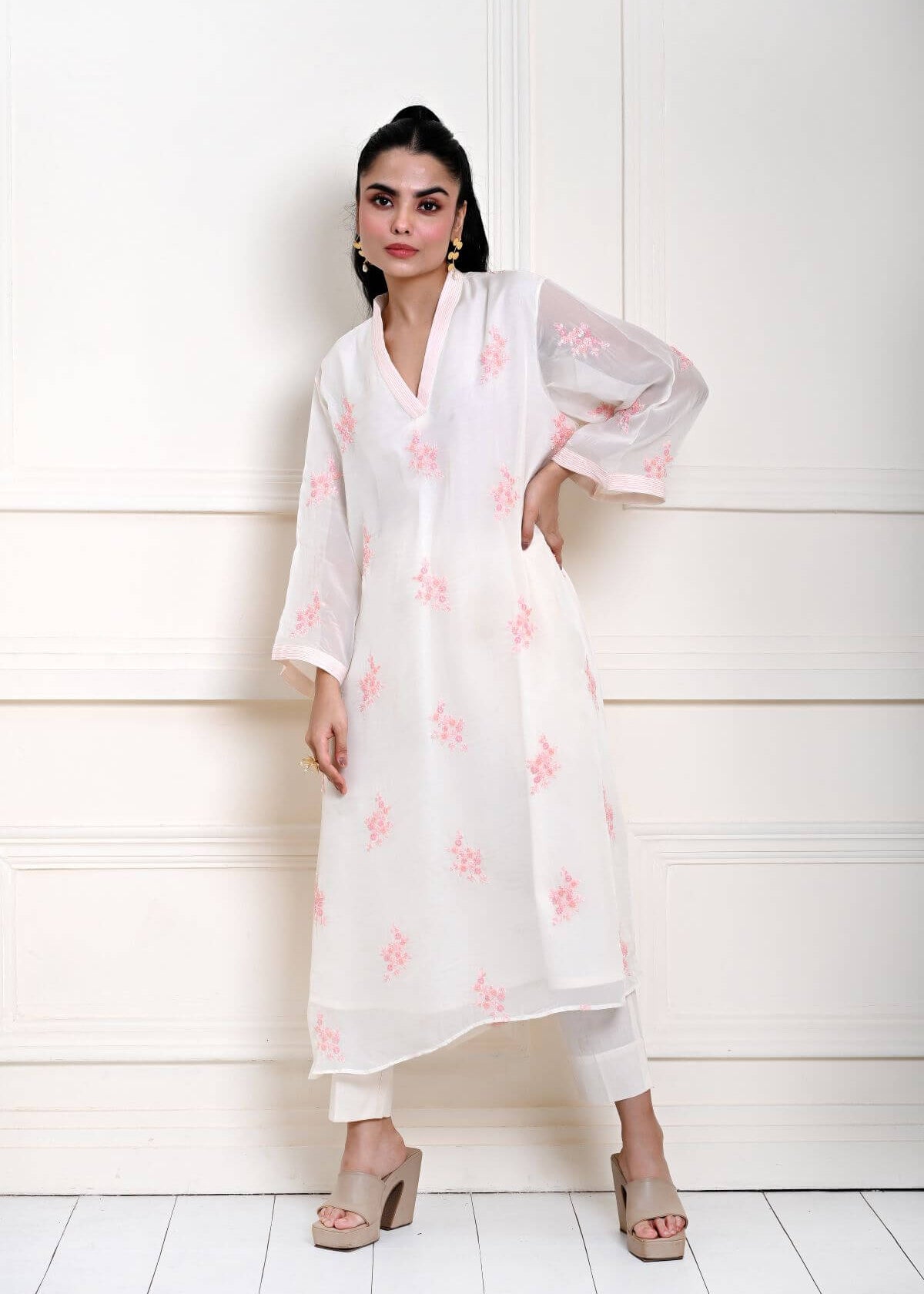 White Kaftan Kurti Set with Pink Floral Embroidery