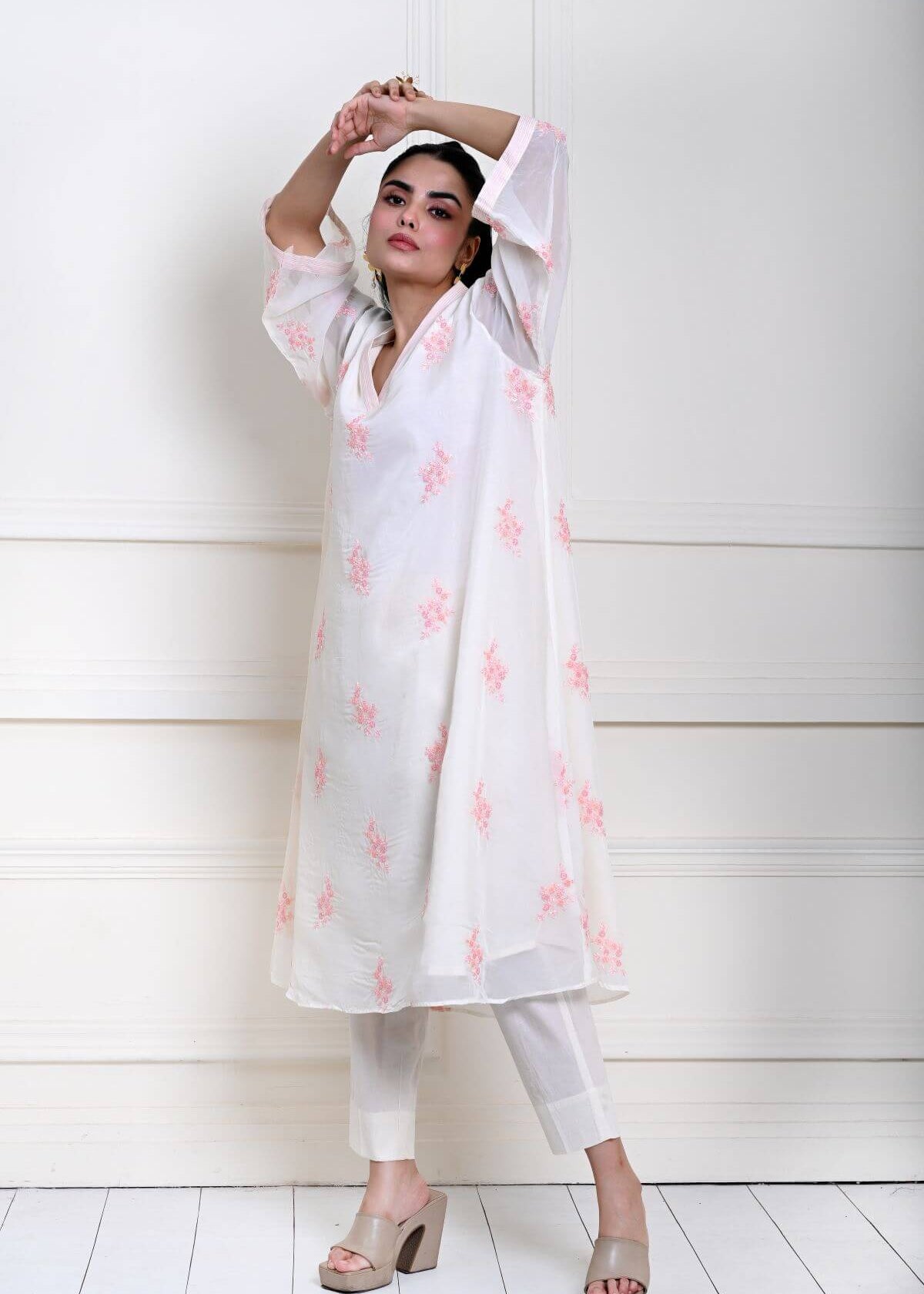 White Kaftan Kurti Set with Pink Floral Embroidery