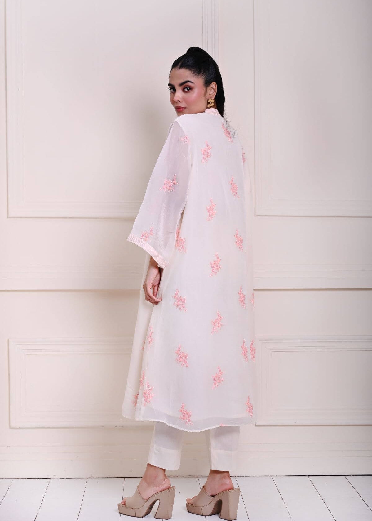 White Kaftan Kurti Set with Pink Floral Embroidery