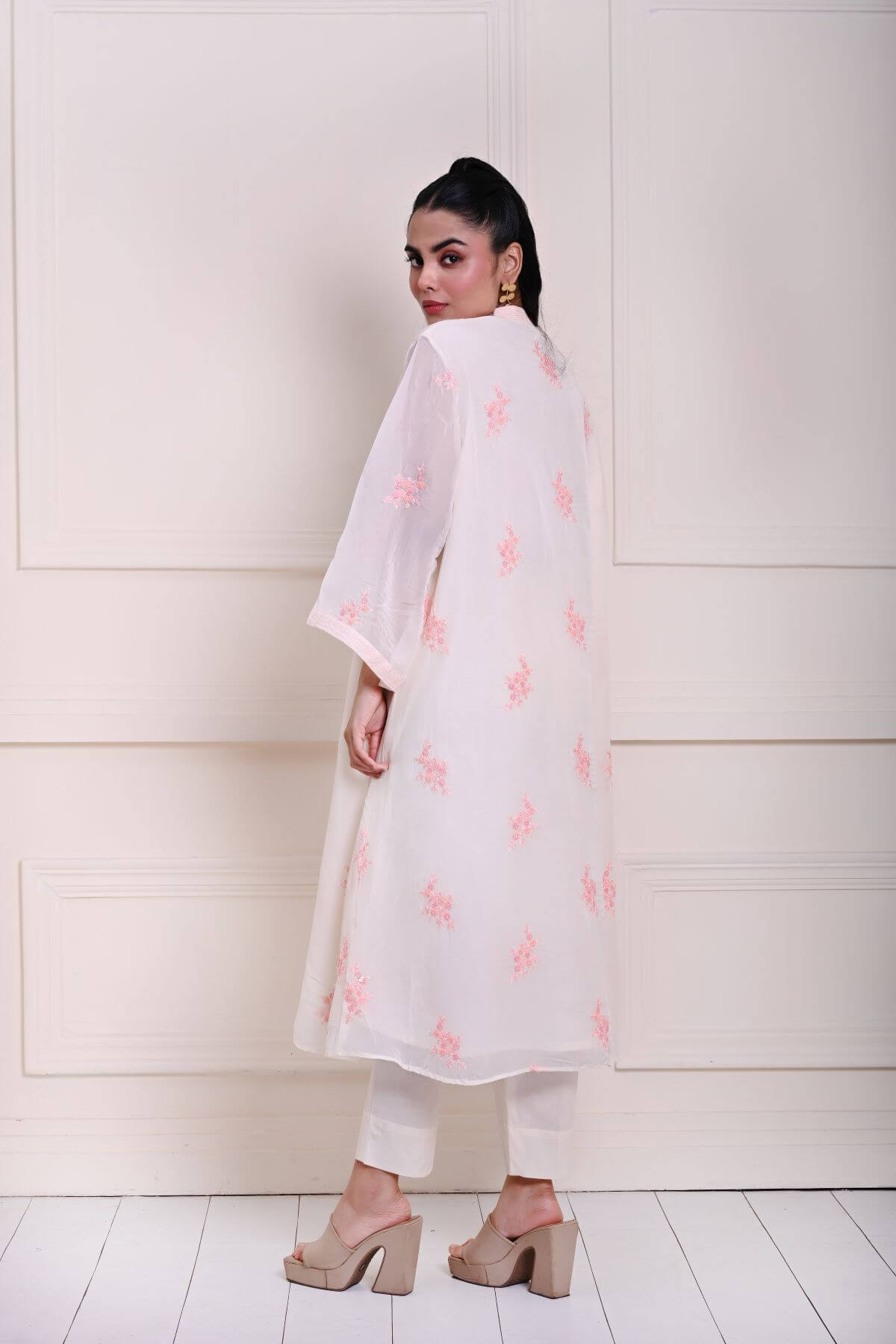 White Kaftan Kurti Set with Pink Floral Embroidery