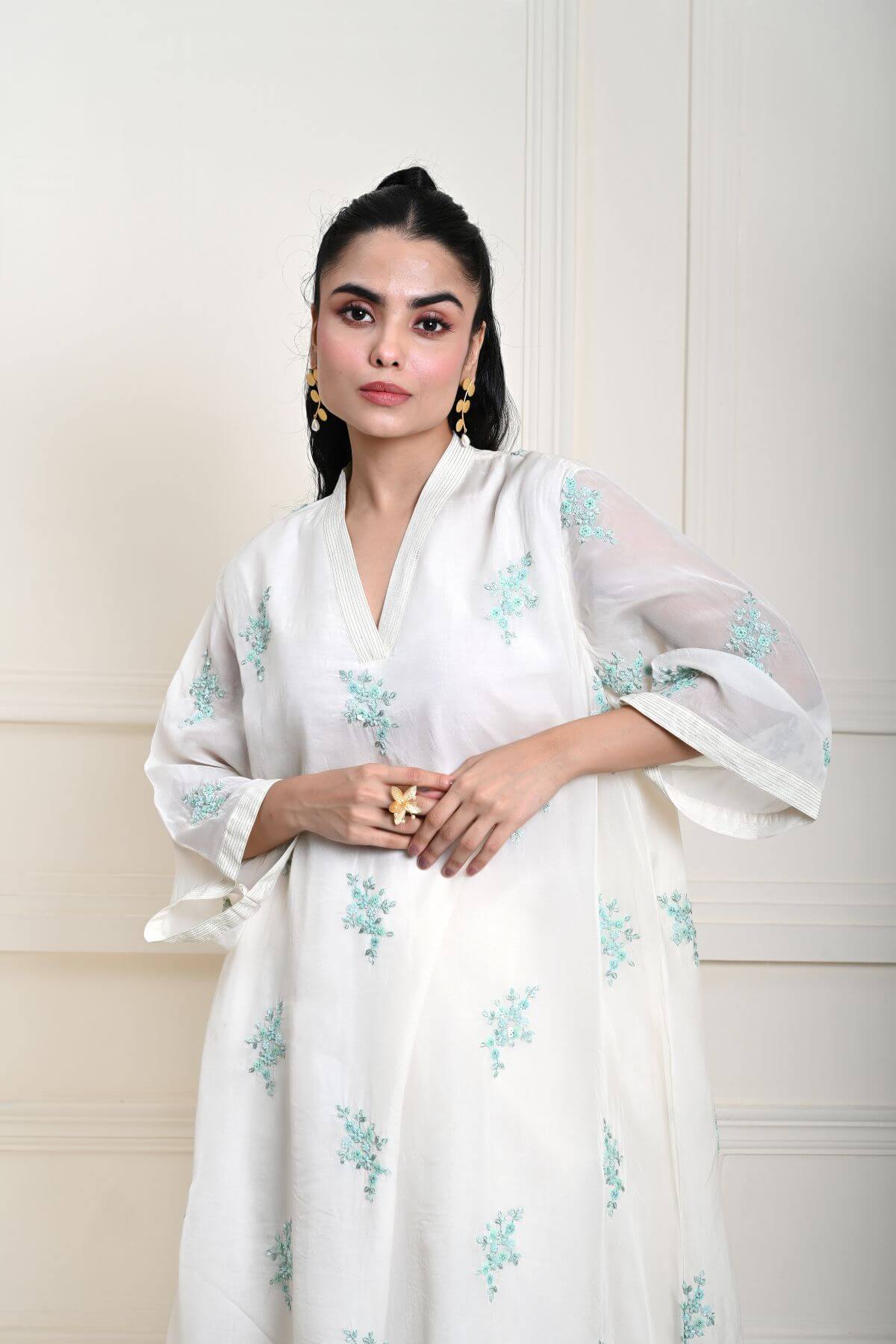 White Kaftan Kurti Set with Blue Floral Embroidery
