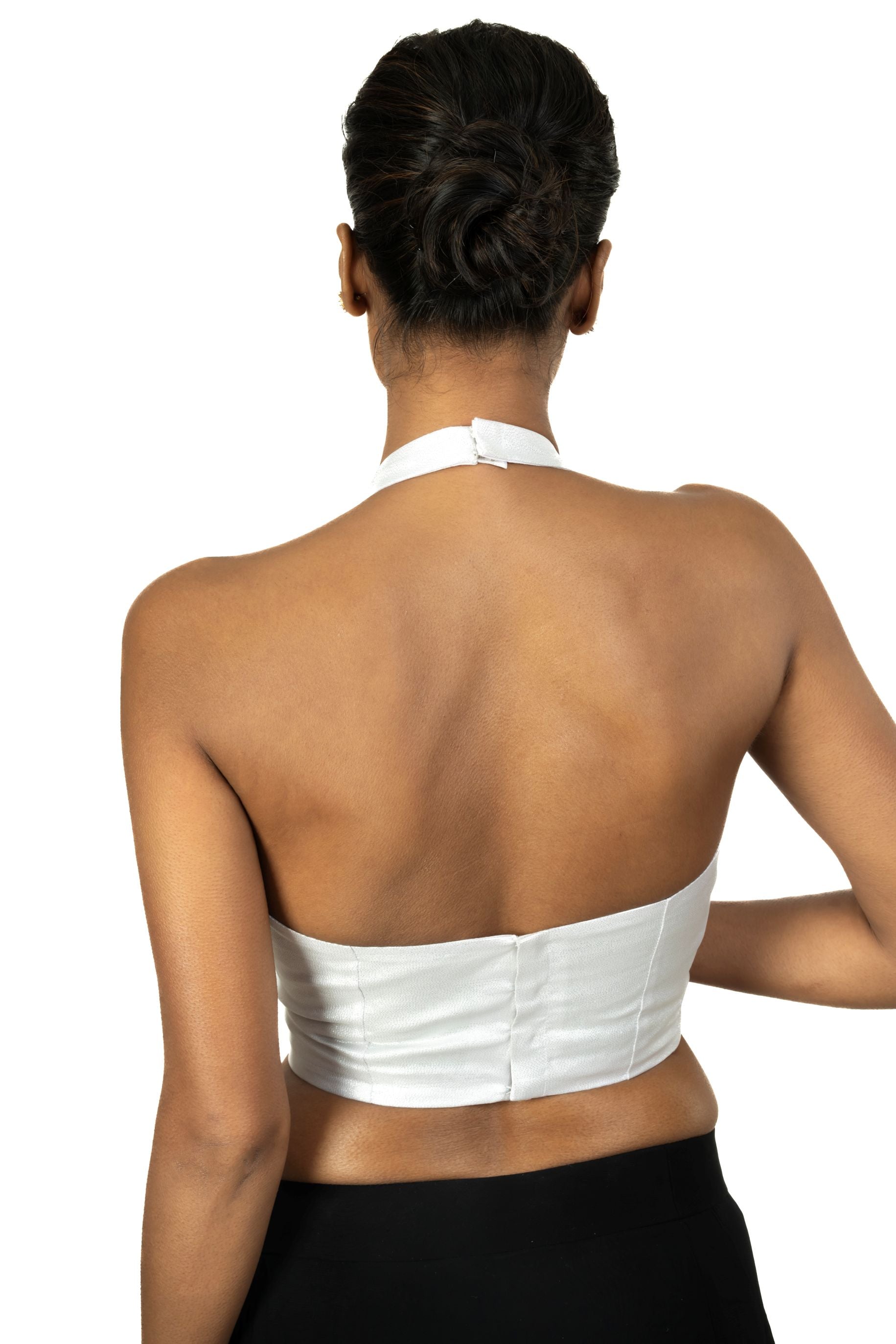 Silver Tissue Halter Neck Saree Blouse imge 3
