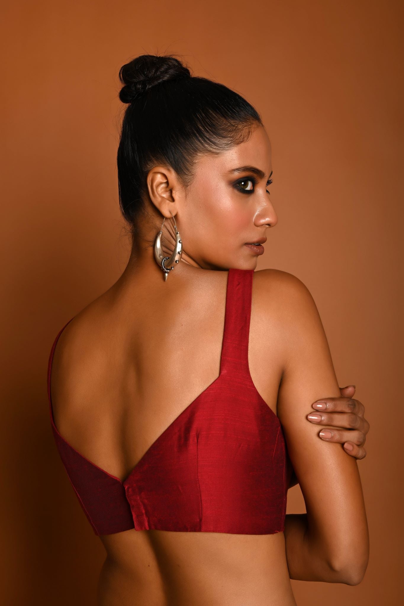 Wine Red Raw Silk Sleeveless Sweetheart Neckline Blouse - Anvi Couture