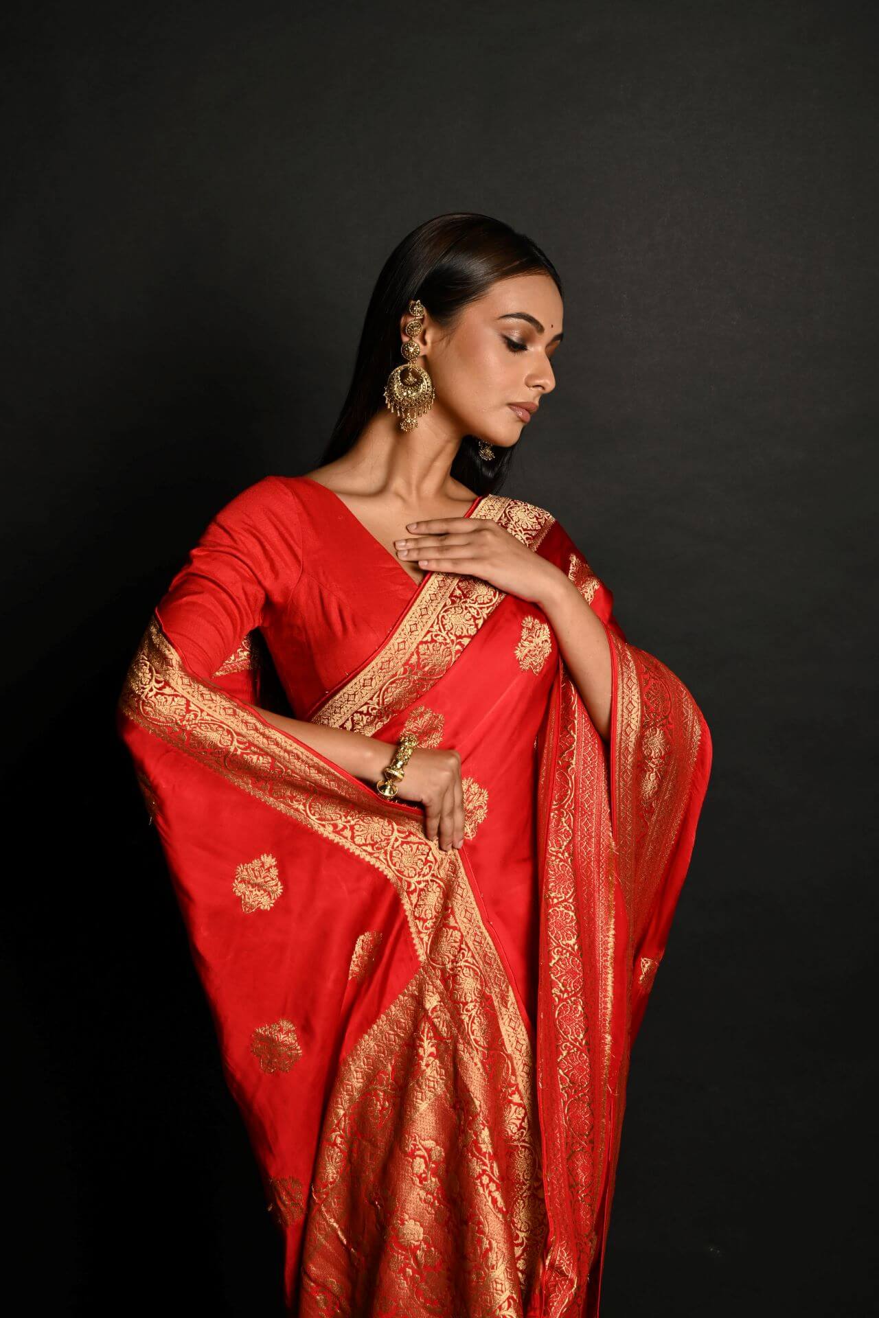 Designer Red and Gold Banarasi Saree with Authentic Zari – Perfect for Weddings