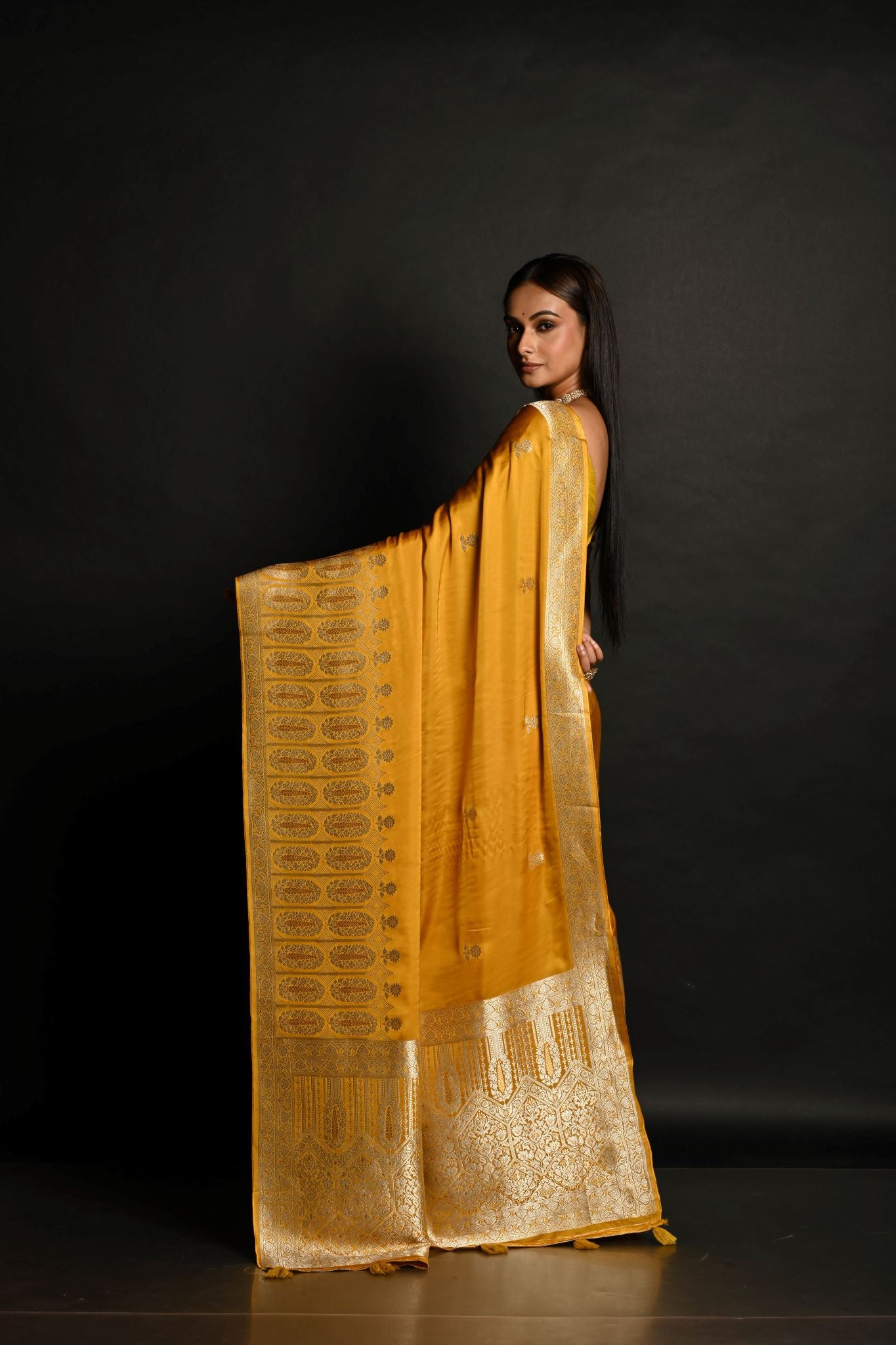 Yellow Pure Banarasi Satin Silk Handloom Saree - Anvi Couture