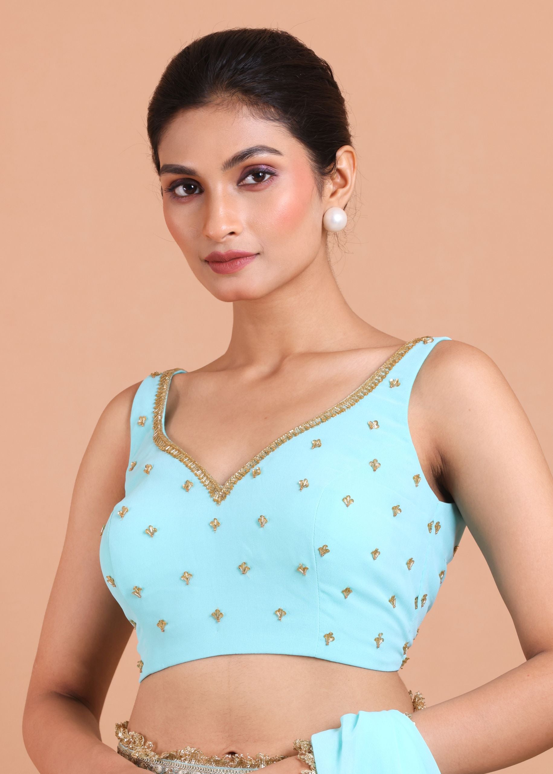 Sky Blue Georgette Saree Blouse Set With Embroidered Work Blouse fornt design
