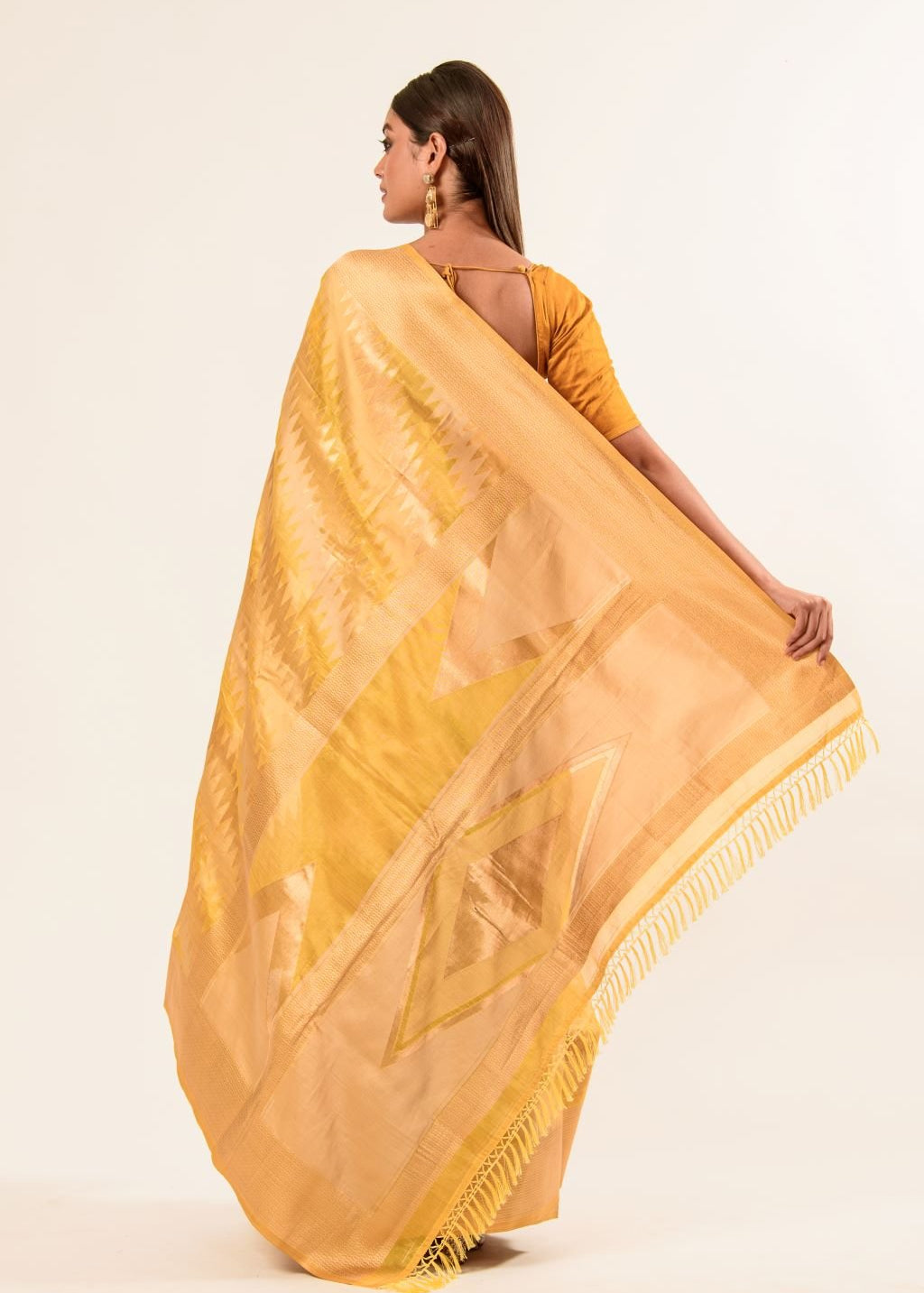 Yellow Handwoven Pure Silk Saree - Anvi Couture