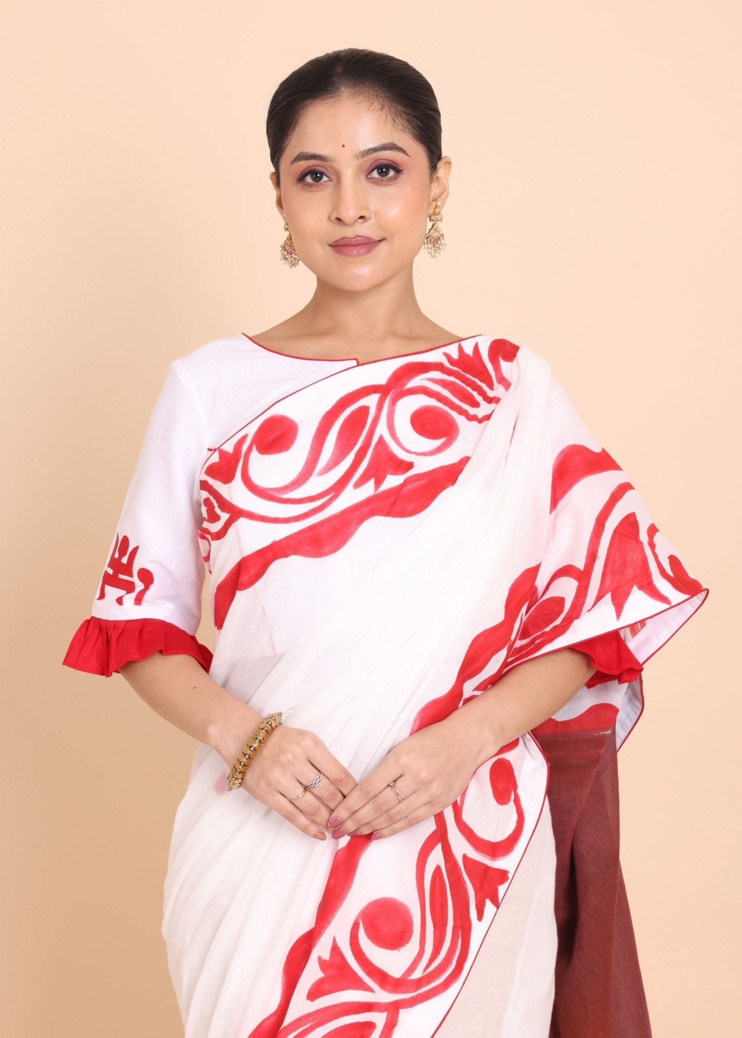 White Cotton Handloom Saree With Hand Paint Maa Lakshmi In Anchol - Anvi Couture