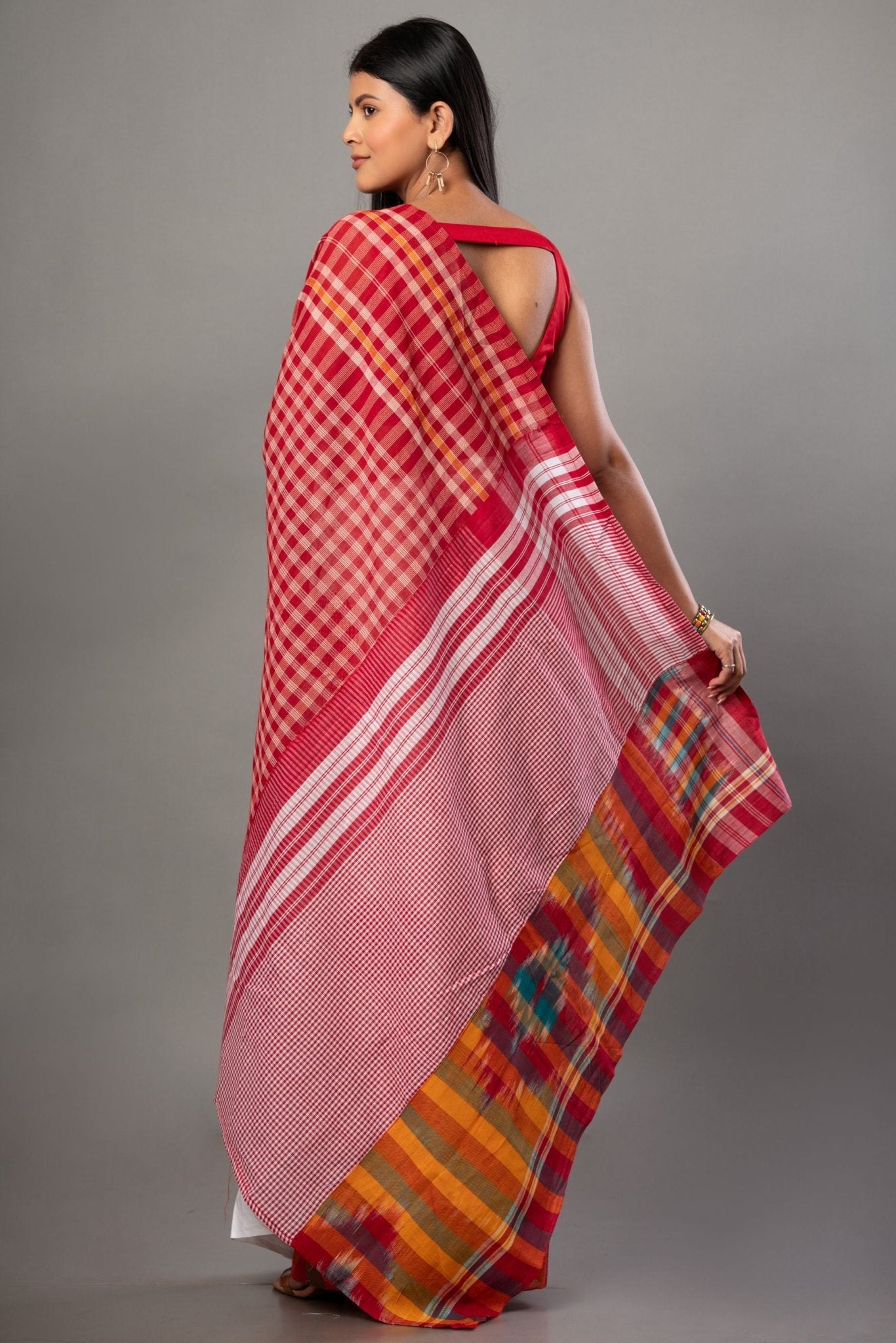 White Cotton Saree With Red Multicolor Gamcha Checks - Anvi Couture - Back