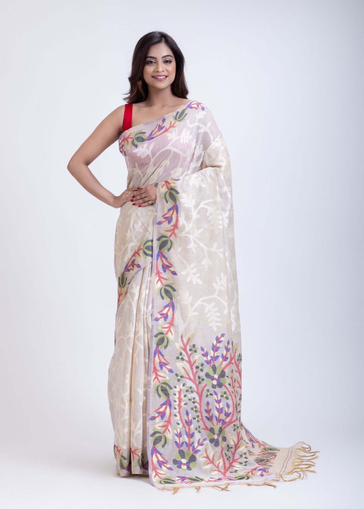White Jacquard Floral Handloom Jamdani Saree - Anvi Couture