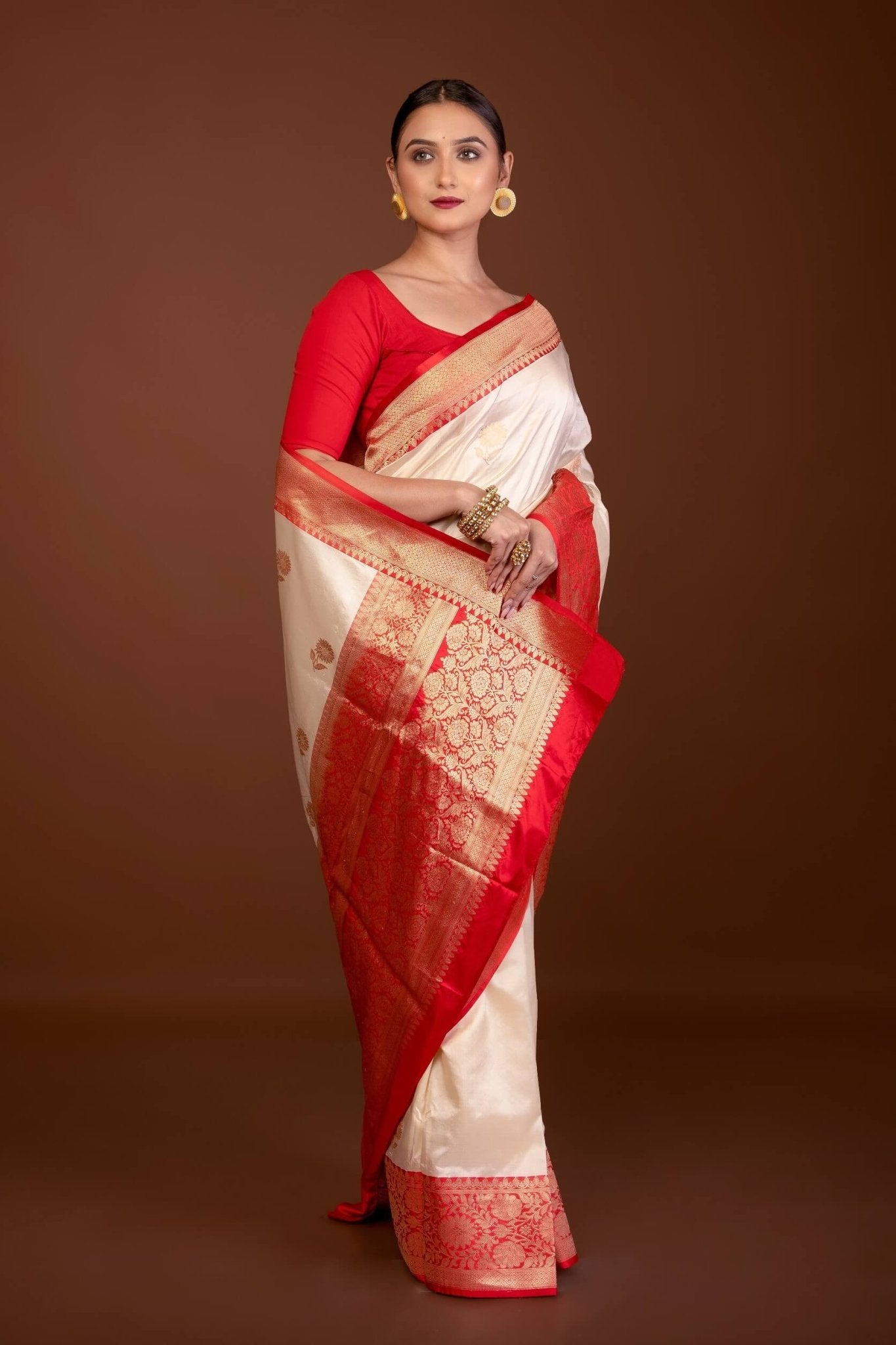 White Katan Silk Saree – Contrasting Red Border with Gold Zari Detail – Anvi Couture