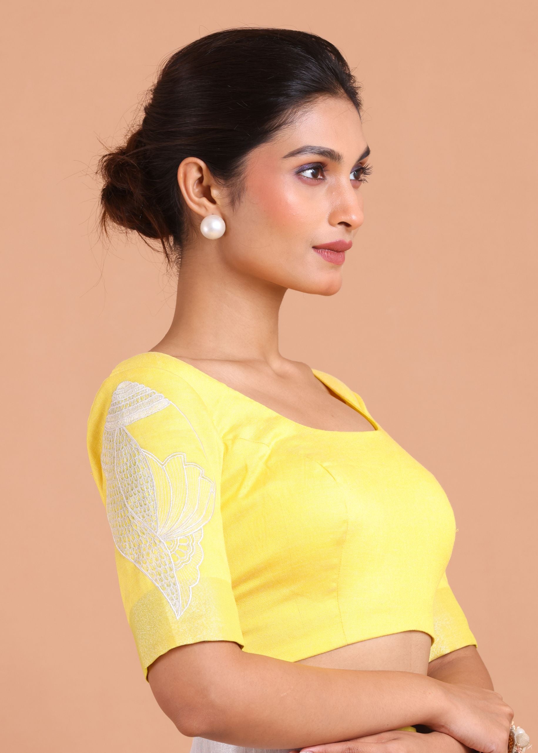 White Linen Saree with Yellow Border and Embroidery Work Blouse design