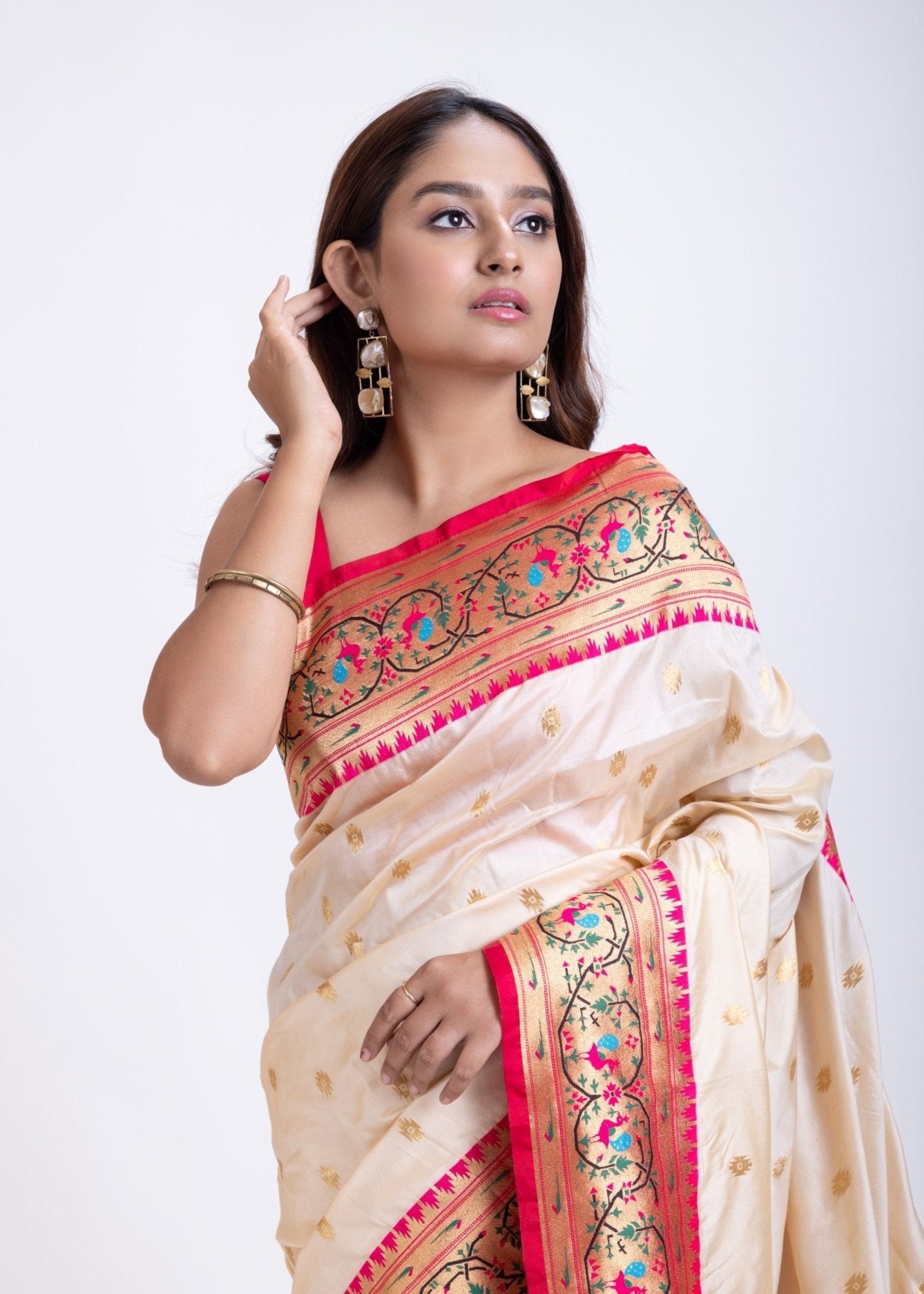 White Paithani Silk Saree With Pink Contrast Border and Pallu - Anvi Couture