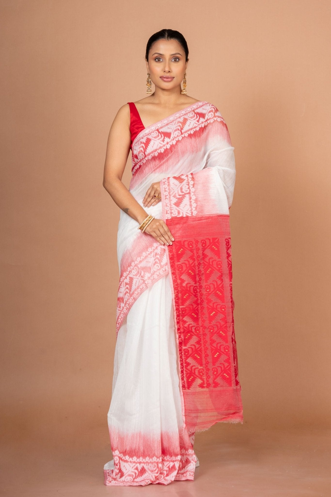 White and Red Cotton Handloom Jamdani Saree - Anvi Couture