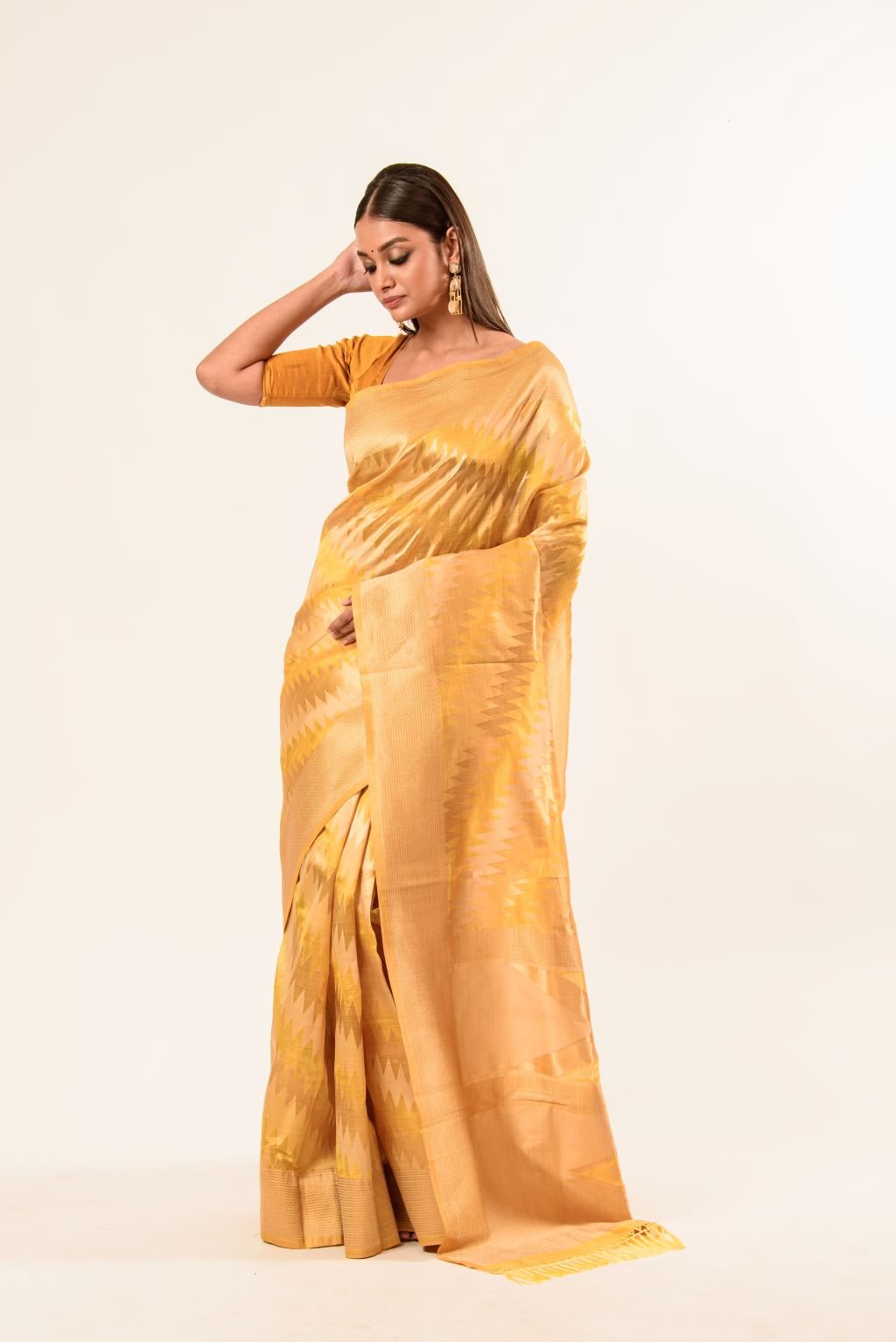 Yellow Handwoven Pure Silk Saree - Anvi Couture