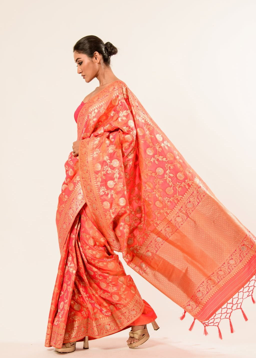 Peach Katan Silk Brocade Handwoven Banarasi Saree - Anvi Couture