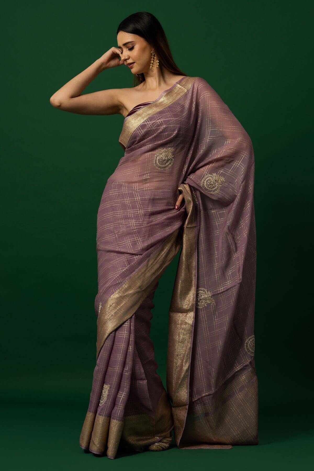 Lavender Organza Saree with Gold Embroidery Border for Festive Wear - Image 2